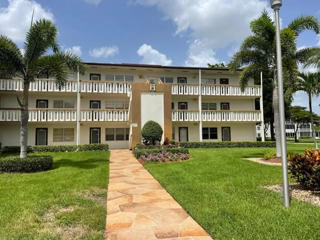 2-bedroom home at 318 Mansfield H, Boca Raton