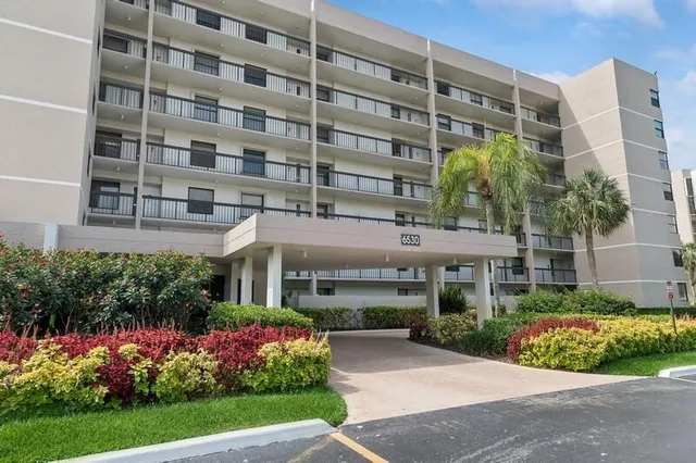 2-bedroom home at 6530 Boca Del Mar Drive #337, Boca Raton