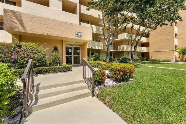 2-bedroom home at 7080 Environ Boulevard #522, Lauderhill