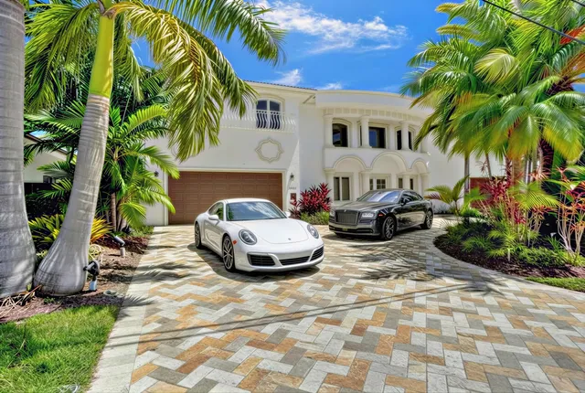 5-bedroom home at 3061 NE 43rd Street, Fort Lauderdale