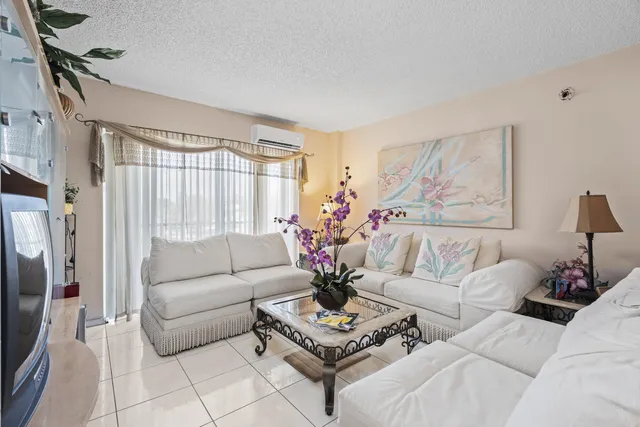 2-bedroom home at 4174 Inverrary Drive #413, Lauderhill