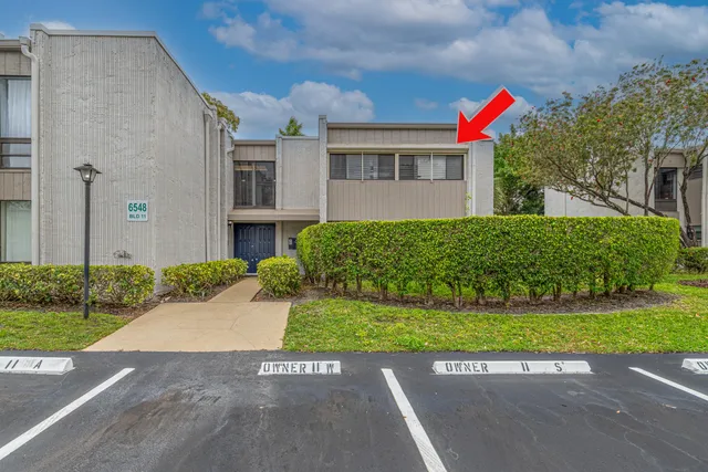2-bedroom home at 6548 Spring Bottom Way #221, Boca Raton