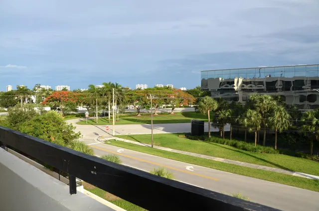 1-bedroom rental at 1401 Federal Highway #4024370, Boca Raton