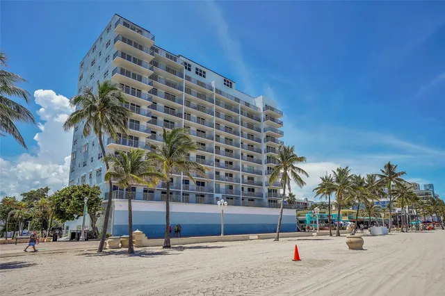 1-bedroom home at 400 N Surf Road #703, Hollywood