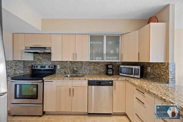 1-bedroom home at 300 Diplomat Parkway #607, Hallandale Beach