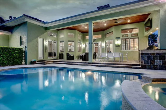 5-bedroom rental at 3029 N Atlantic Boulevard, Fort Lauderdale