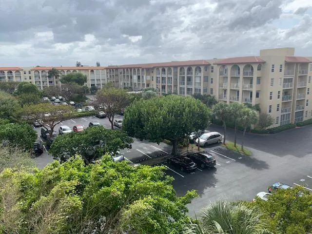 2-bedroom rental at 950 Ponce De Leon Road #5010, Boca Raton