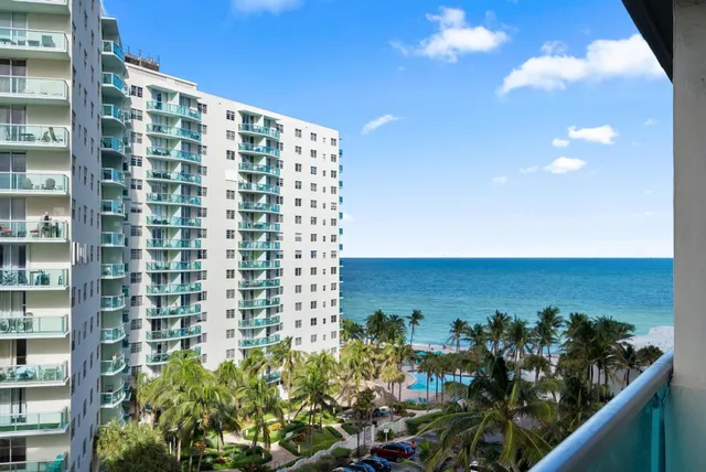 1-bedroom home at 4001 S Ocean Drive #8E, Hollywood