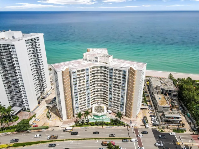 1-bedroom rental at 3180 S Ocean Drive #517, Hallandale Beach