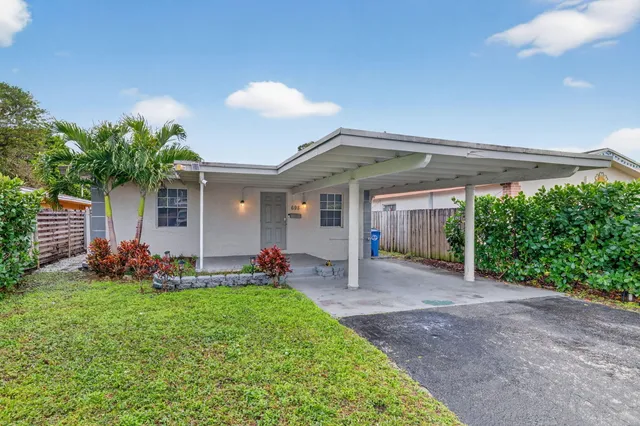 3-bedroom home at 698 NE 36th Street, Oakland Park