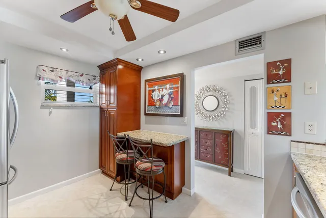 2-bedroom home at 3930 Inverrary Boulevard #505-d, Lauderhill