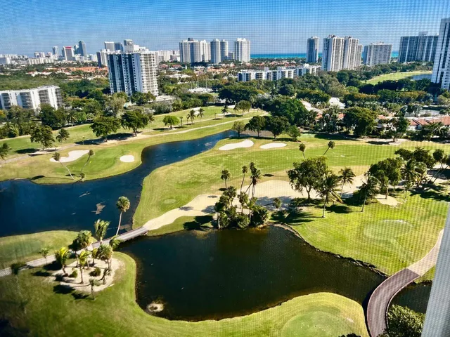 2-bedroom home at 20379 W Country Club Drive #1932, Aventura