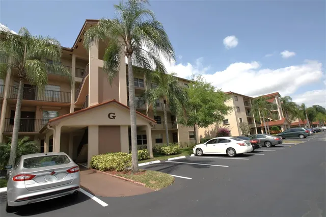 2-bedroom home at 1200 SW 130th Avenue #210-G, Hollywood