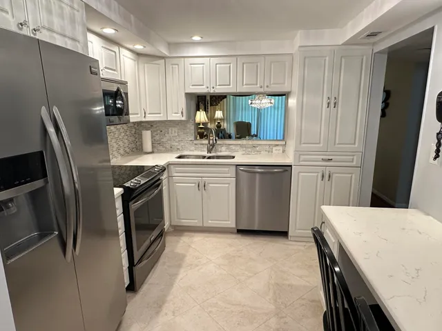 2-bedroom home at 1101 Colony Point Circle #108, Pembroke Pines