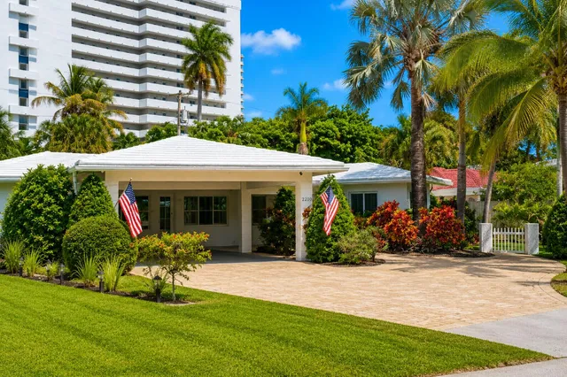 3-bedroom home at 2200 NE 32nd Avenue, Fort Lauderdale