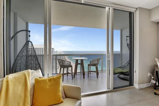 1-bedroom rental at 1830 S Ocean Boulevard #4612, Hallandale Beach