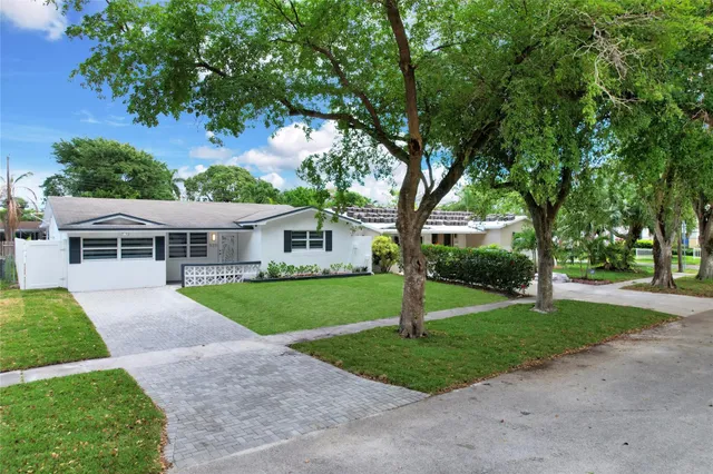 3-bedroom home at 5311 Pierce Street, Hollywood