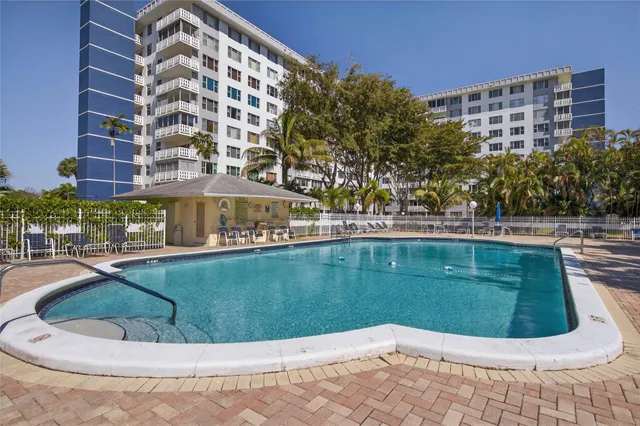 1-bedroom home at 4400 Hillcrest Drive #704, Hollywood