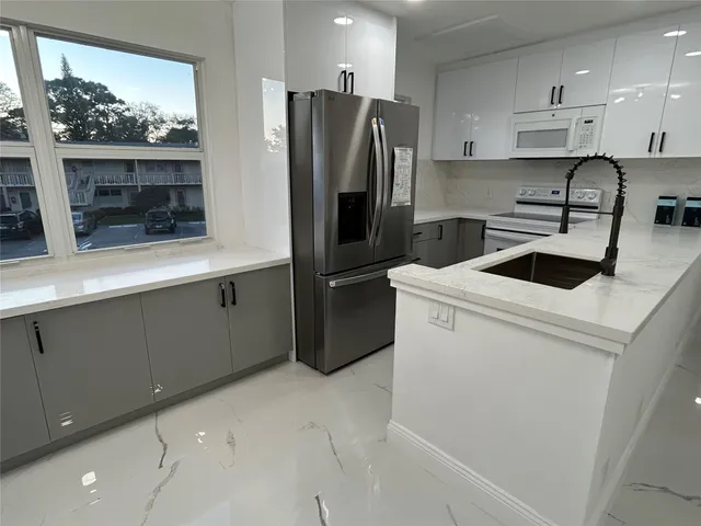 2-bedroom home at 115 Ventnor F #115, Deerfield Beach