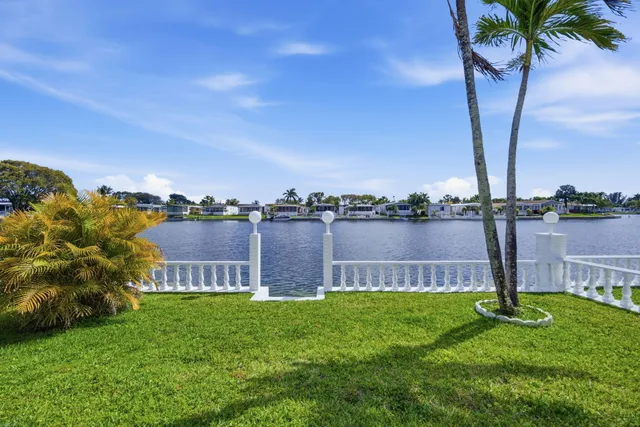 2-bedroom home at 2774 SW 54th Street, Fort Lauderdale