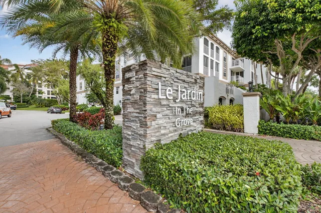 2-bedroom home at 7369 Orangewood Lane #307, Boca Raton