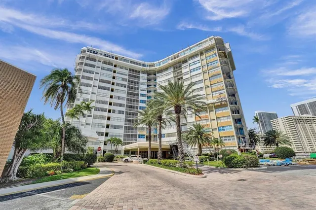 2-bedroom home at 100 Golden Isles Drive #815, Hallandale Beach