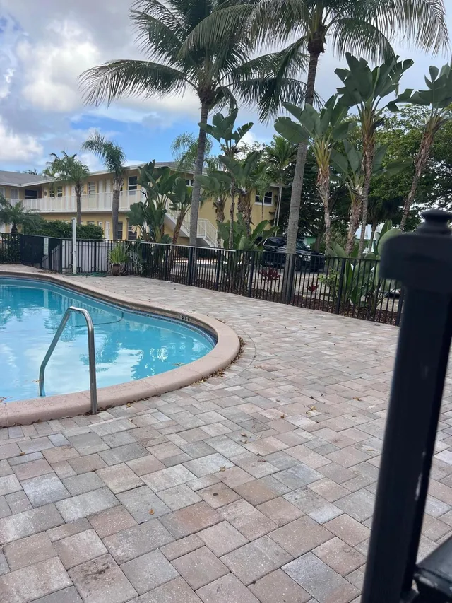 2-bedroom rental at 4051 NE 13th Avenue #61-3, Oakland Park