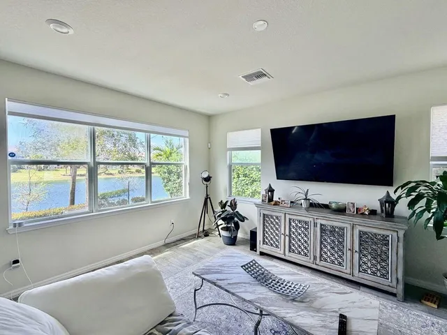 3-bedroom home at 4924 Greenway Drive, Hollywood