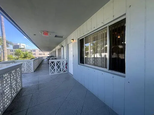 1-bedroom rental at 2170 NE 51st Court #Unit B25, Fort Lauderdale