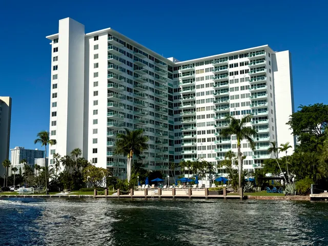 2-bedroom home at 3233 NE 34th Street #1112, Fort Lauderdale