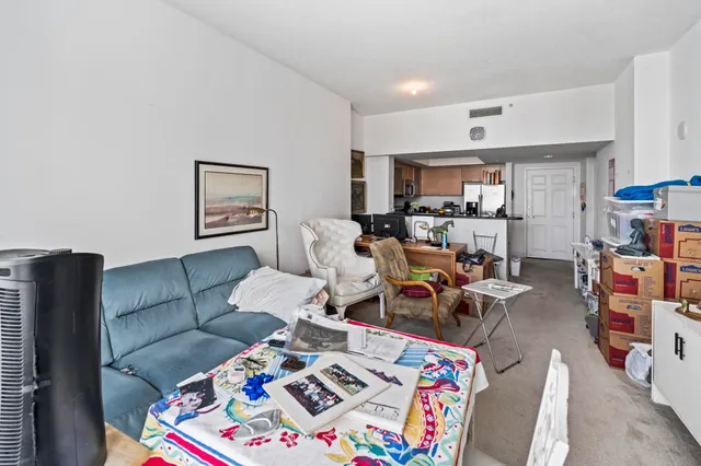 1-bedroom home at 140 S Dixie Highway #1022, Hollywood