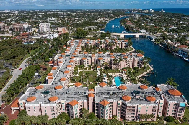 2-bedroom home at 120 SE 5th Avenue #Apt 128, Boca Raton