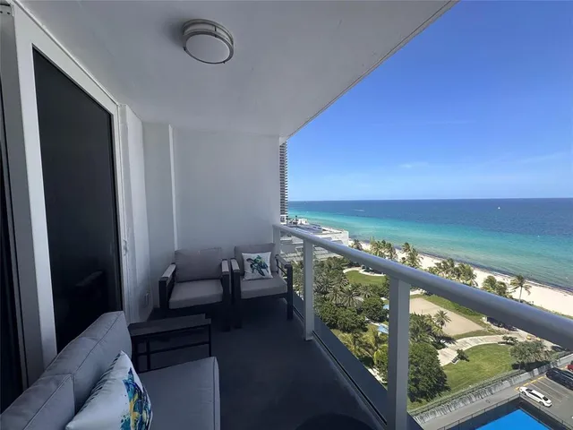 2-bedroom rental at 1880 S Ocean Drive #Ts705, Hallandale Beach