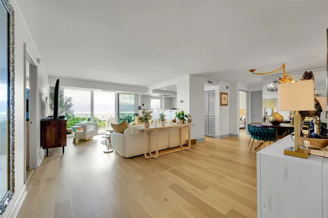 2-bedroom rental at 2841 N Ocean Boulevard #1004, Fort Lauderdale