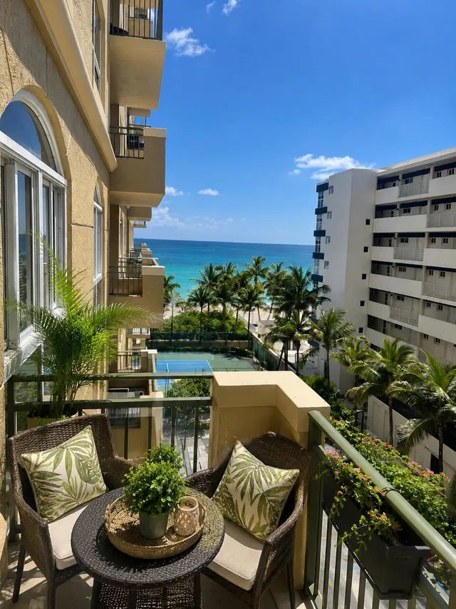2-bedroom home at 2080 S Ocean Drive #505, Hallandale Beach