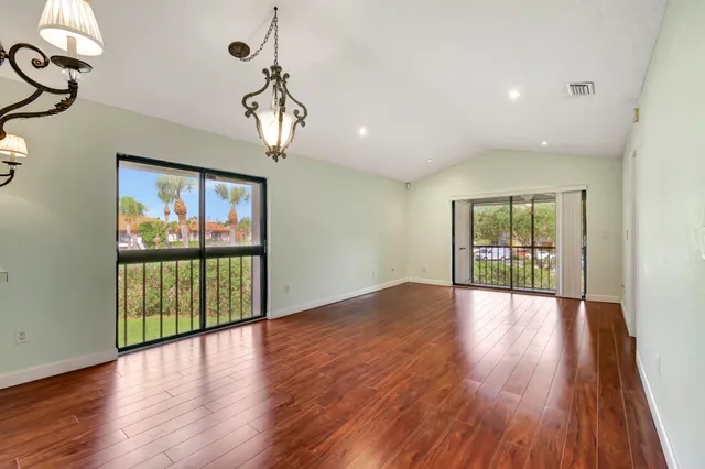 2-bedroom home at 351 Club Circle #207, Boca Raton