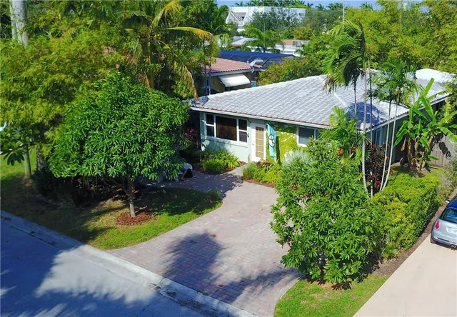 3-bedroom home at 1031 Lincoln Street, Hollywood