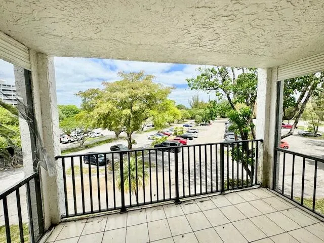 2-bedroom rental at 3300 Spanish Moss Terrace #302, Lauderhill