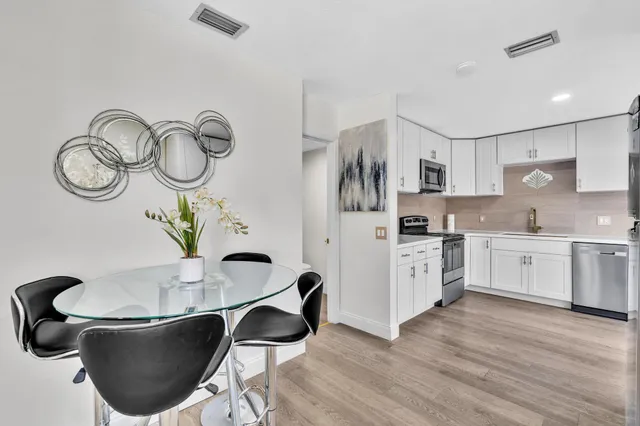 2-bedroom home at 6663 Via Regina, Boca Raton