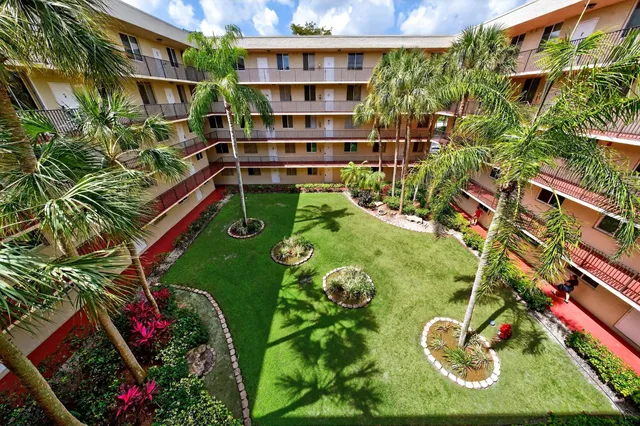 2-bedroom home at 3223 Riverside Drive #C-406, Coral Springs