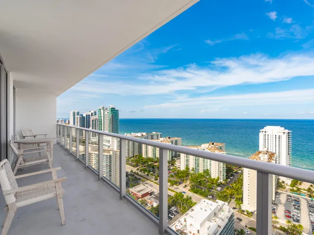 2-bedroom home at 4010 S Ocean Drive #R2905, Hollywood