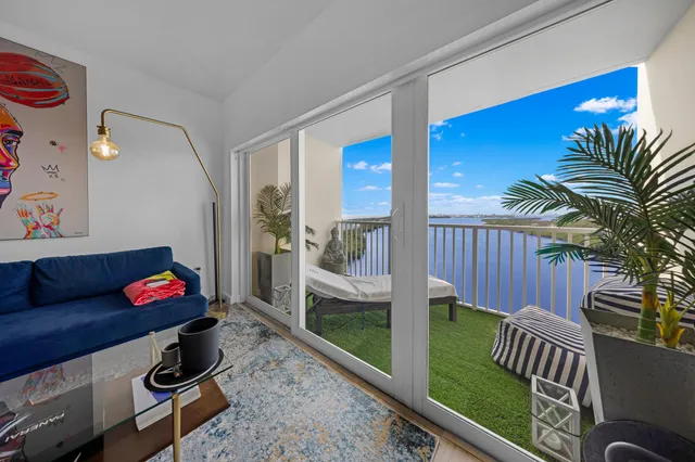 1-bedroom home at 300 Bayview Drive #1614, Sunny Isles Beach