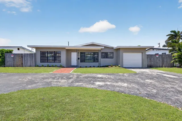 4-bedroom home at 4807 NE 18th Avenue, Oakland Park
