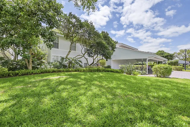 3-bedroom home at 6245 Old Court Road #202, Boca Raton