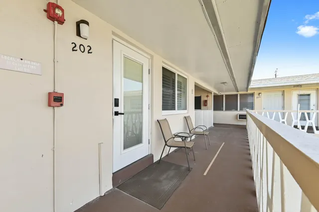 1-bedroom home at 900 Atlantic Shores Boulevard #202, Hallandale Beach