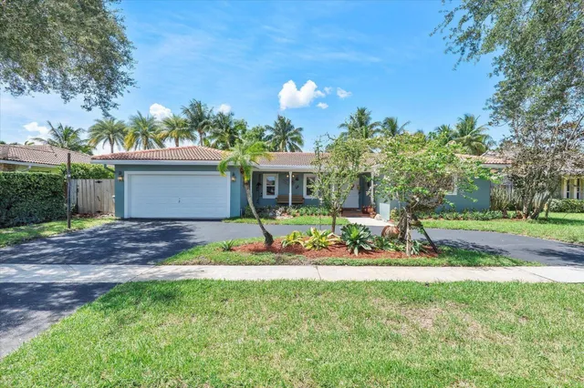 4-bedroom home at 5101 N 36th Court, Hollywood