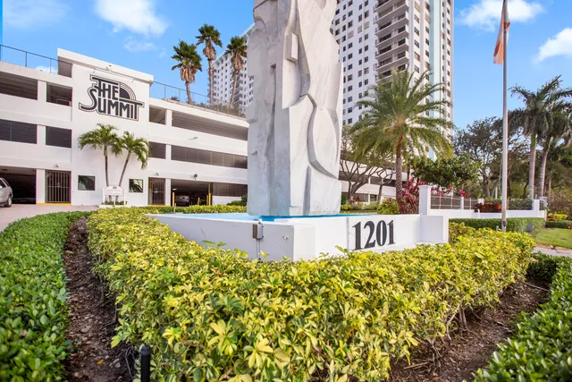 1-bedroom home at 1201 S Ocean Drive #2509s, Hollywood