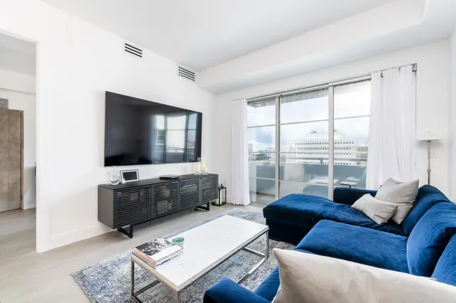 2-bedroom home at 155 E Boca Raton Road #818, Boca Raton