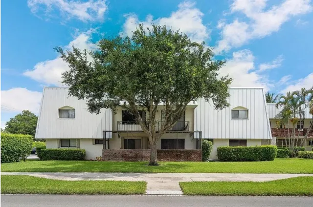 2-bedroom home at 875 NW 13th Street #405, Boca Raton