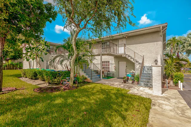 3-bedroom rental at 8706 W Sample Road #4, Coral Springs